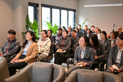 �������� �������������B�d�۽��W�T����I(y��)�Ļ��������������}��Ӗ�A�M�e��